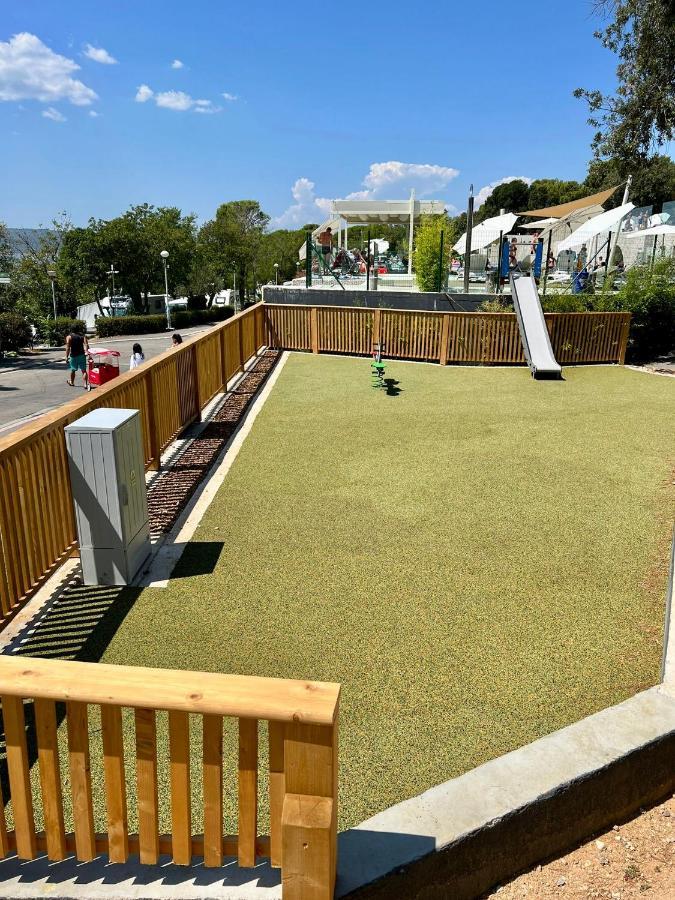 סלצה Villa Family Grand De Luxe Mobilhome מראה חיצוני תמונה